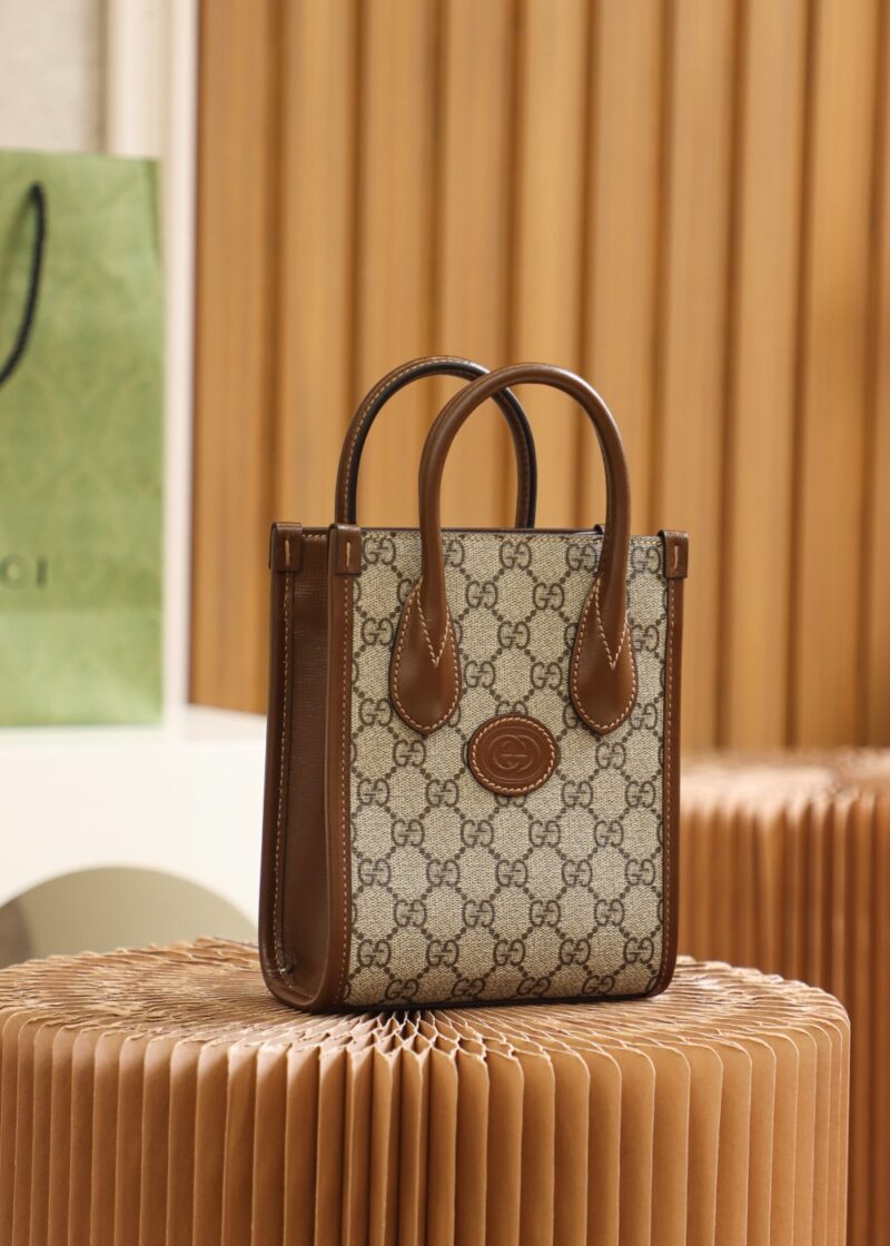 Gucci Mini tote bag with Interlocking G - Image 3