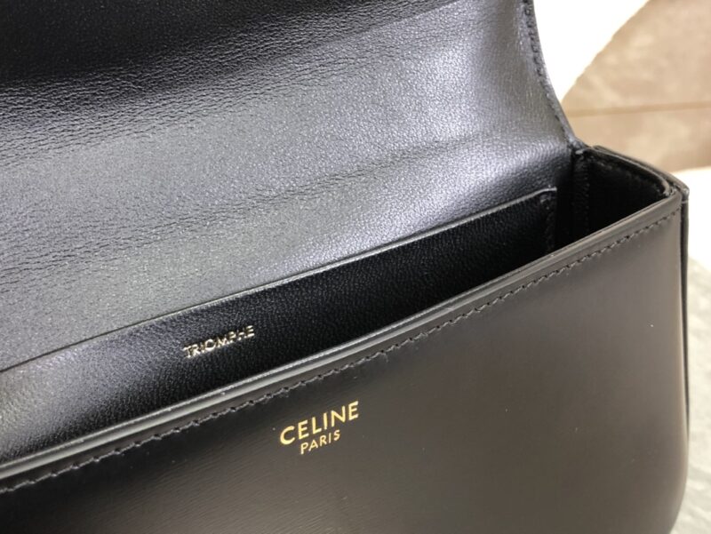 Celine CHAIN SHOULDER BAG CLAUDE in shiny calfskin Black - Image 8