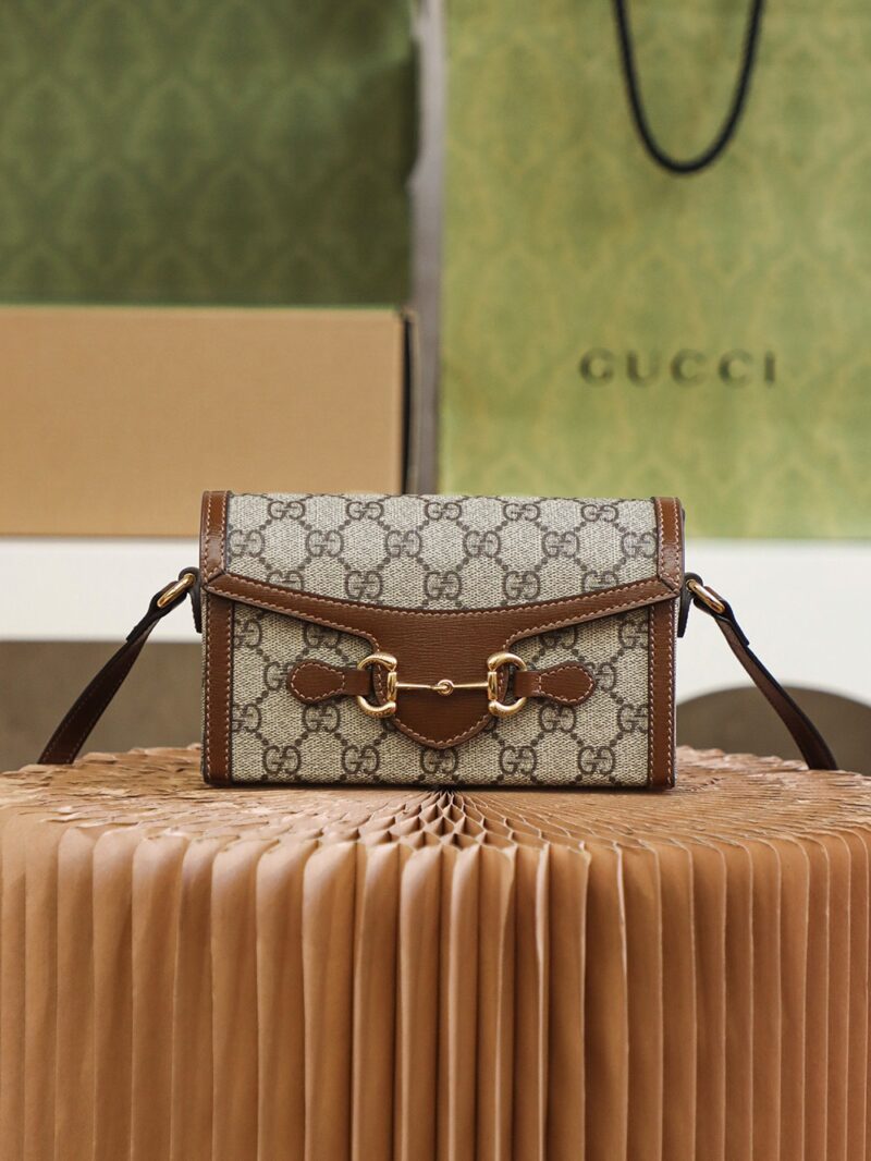 Replica Gucci Horsebit 1955 Mini Bag – Iconic Horsebit Hardware with Gold Accents and Compact Design