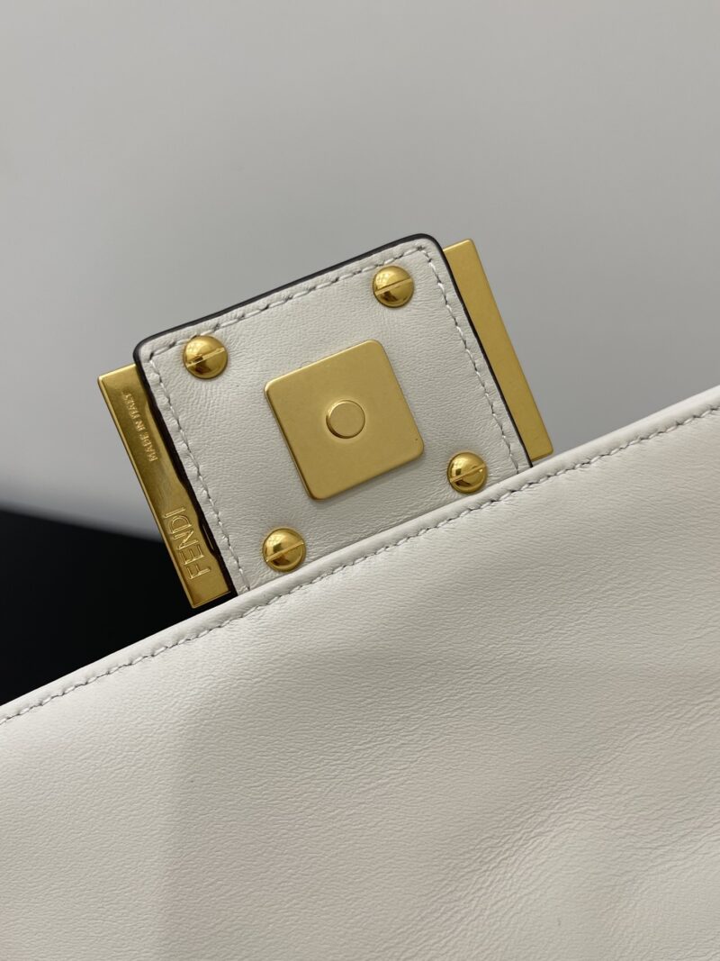 Fendi Baguette Mini White nappa leather bag with FF motif - Image 9