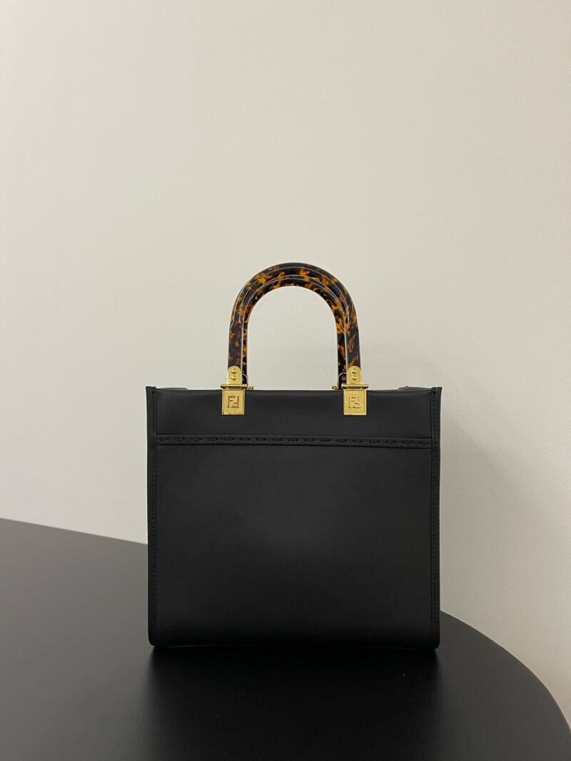 Fendi Sunshine Small Black calf leather bag - Image 3