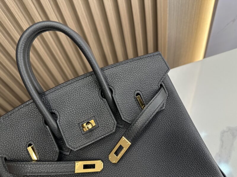 Hermes Birkin 25 handbag in Black Togo leather - Image 7