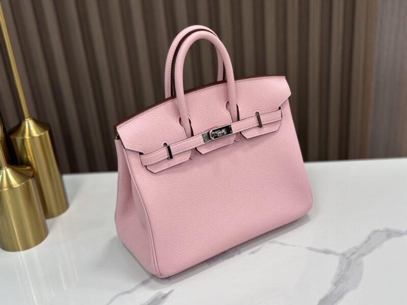 HERMÈS Birkin 25 handbag in Rose Sakura Togo leather - Image 2