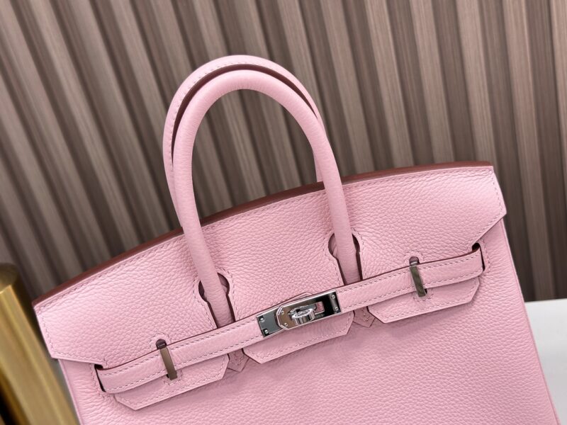 HERMÈS Birkin 25 handbag in Rose Sakura Togo leather - Image 9