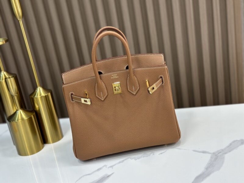 Hermes Birkin 25 handbag in Gold Togo leather - Image 5