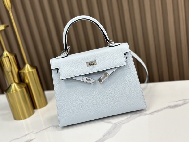 Hermes Kelly 25 handbag in Bleu Pale Epsom leather - Image 5