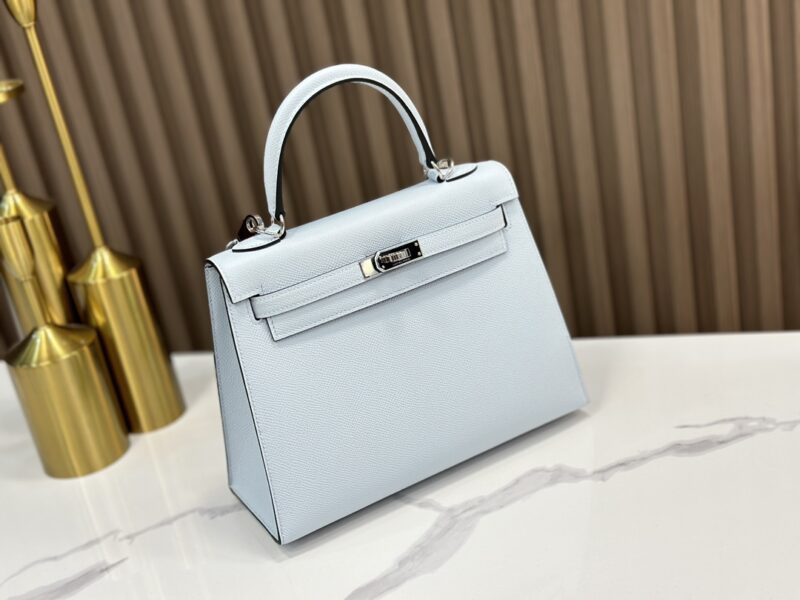 Hermes Kelly 25 handbag in Bleu Pale Epsom leather - Image 9