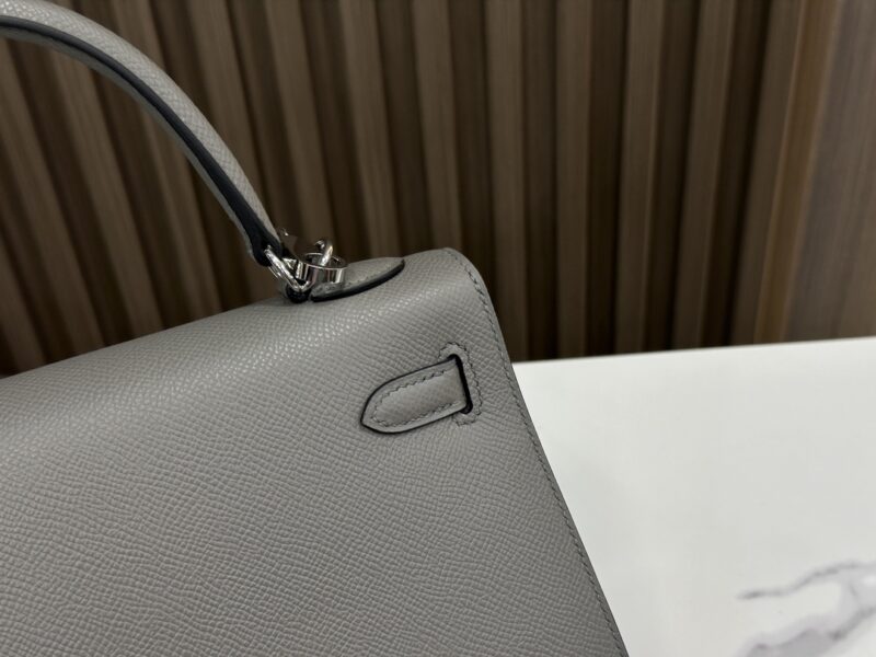 Hermes Kelly 25 handbag in Gris Meyer   Epsom leather - Image 8