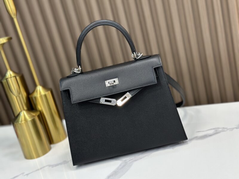 Hermes Kelly 25 handbag in Black Epsom leather - Image 5