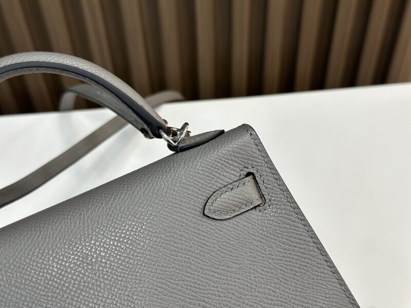 HERMÈS Mini Kelly II crossbody bag in Gris Meyer Epsom leather - Image 4