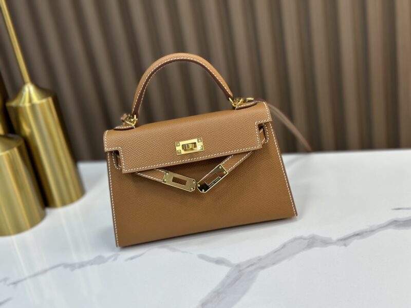 HERMÈS Mini Kelly II crossbody bag in Gold Epsom leather - Image 6