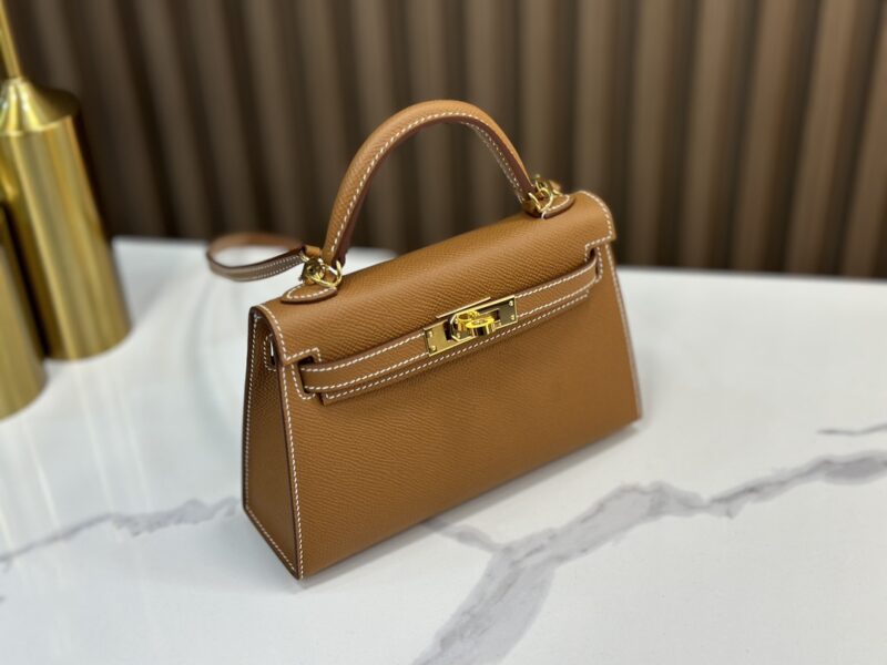 HERMÈS Mini Kelly II crossbody bag in Gold Epsom leather - Image 7