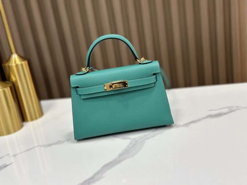 Replica HERMÈS Mini Kelly II Crossbody Bag in Vert Verone Epsom Leather – Luxury Green Handbag