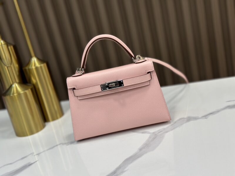 Replica HERMÈS Mini Kelly II Crossbody Bag in Rose Sakura Epsom Leather – Feminine Luxury Handbag