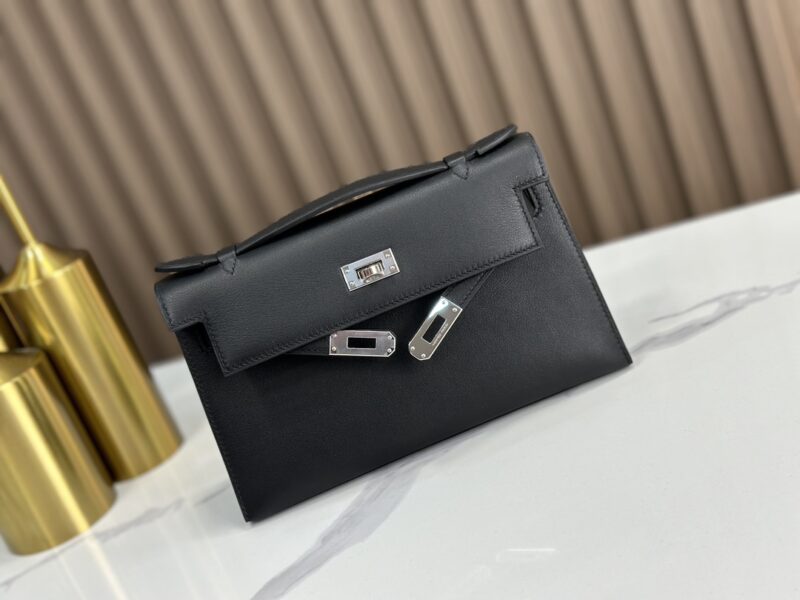 HERMÈS Kelly Pochette in Black Swift leather - Image 6