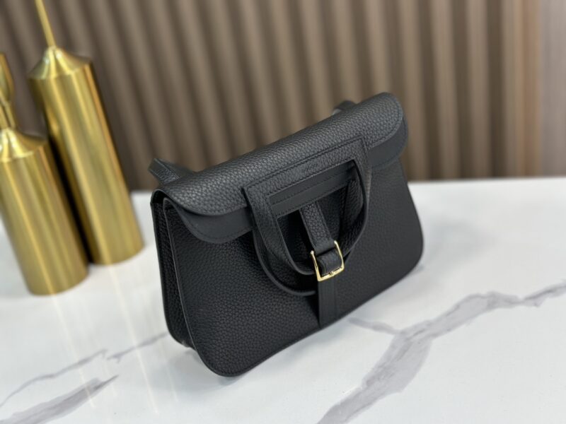 Hermès Black Mini Halzan 22cm of Clemence Leather - Image 2