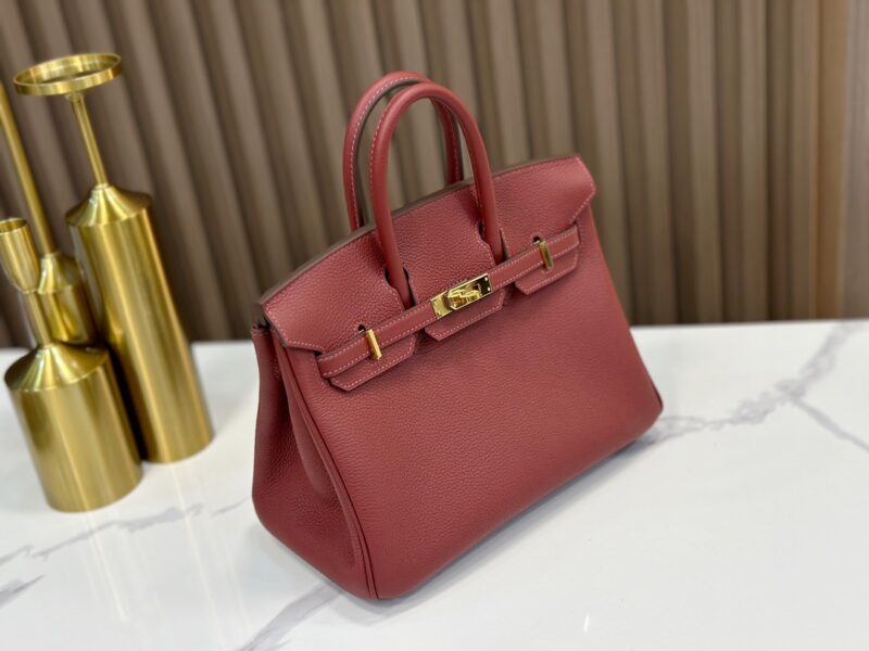 Hermes Birkin 25 handbag in Bordeaux Togo leather - Image 3