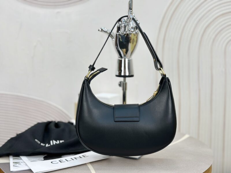 Celine MEDIUM AVA TRIOMPHE BAG in Smooth Calfskin Black - Image 5