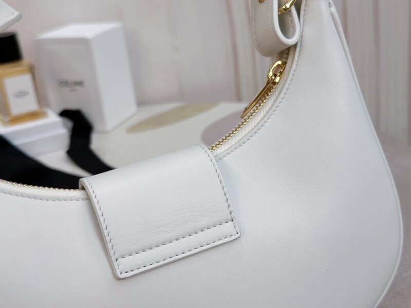 Celine MEDIUM AVA TRIOMPHE BAG in Smooth Calfskin White - Image 8