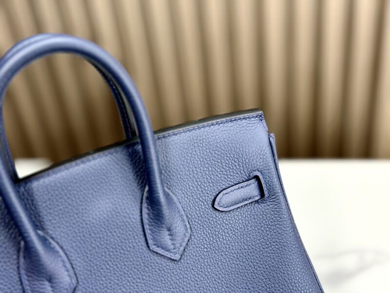 HERMÈS Birkin 25 handbag in Bleu Saphir Togo leather - Image 7