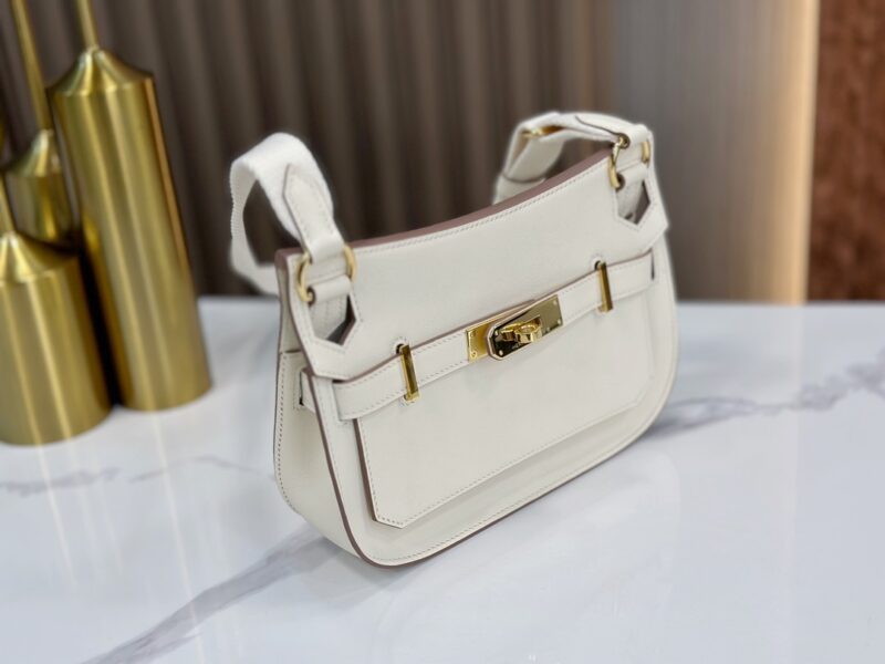 HERMÈS Jypsiere Mini shoulder bag in White - Image 9