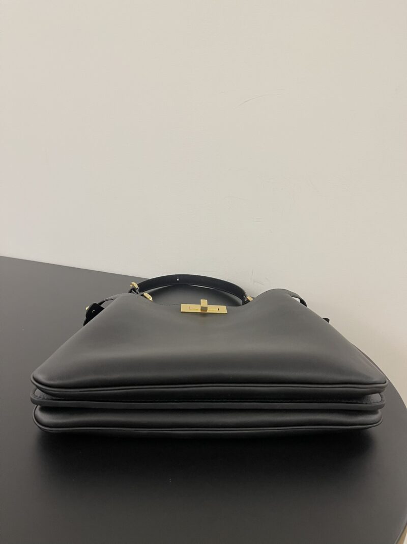 Fendi Peekaboo Soft Medium Black leather bag - Image 9