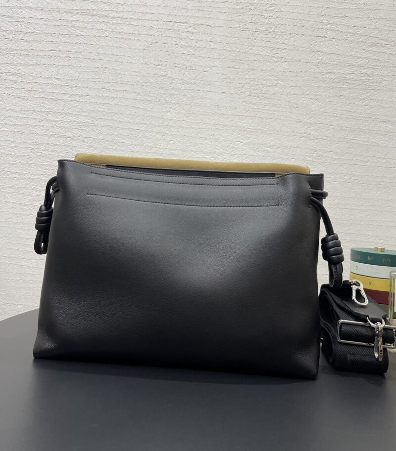 Loewe Flamenco satchel in Black - Image 9