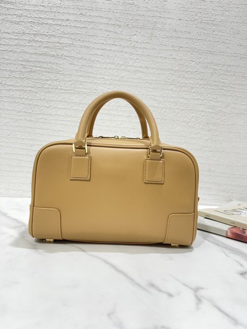 Loewe Amazona 23 bag Warm Desert - Image 6