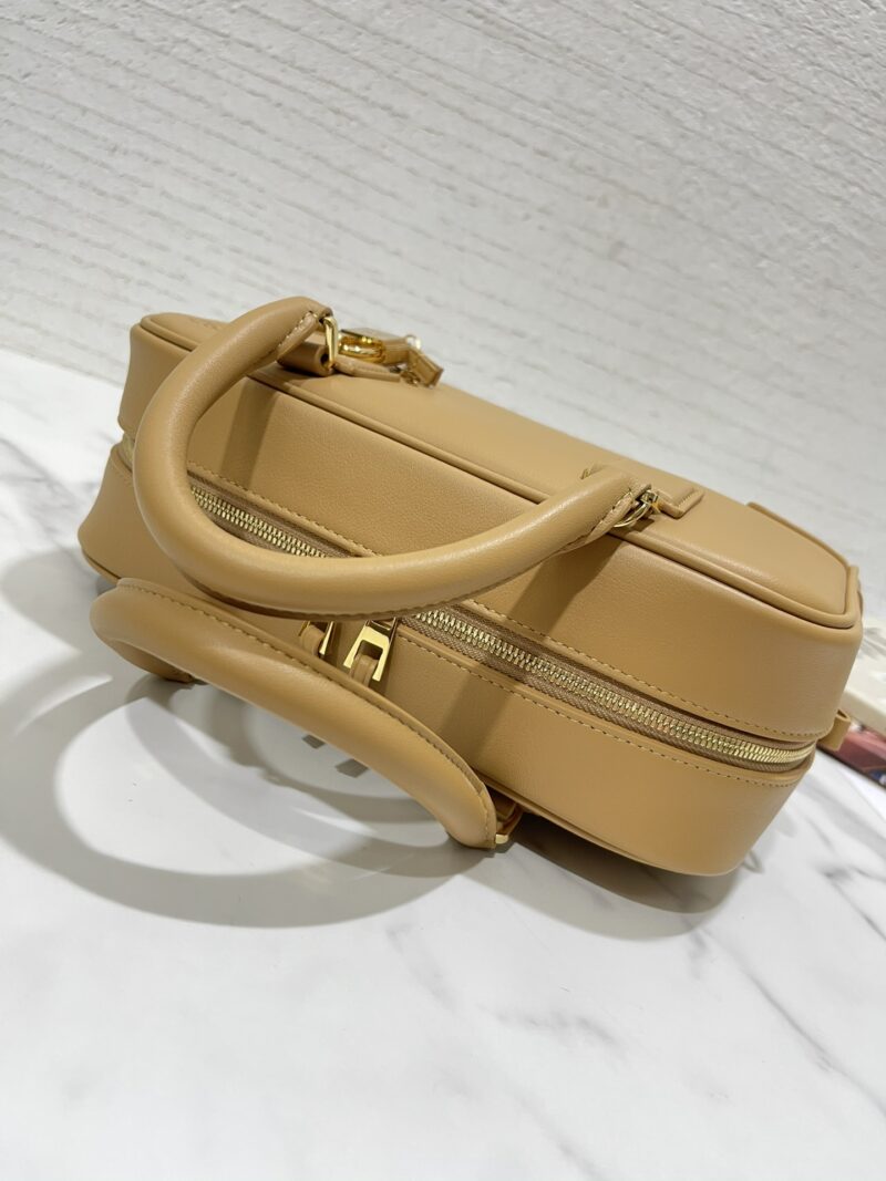 Loewe Amazona 23 bag Warm Desert - Image 9