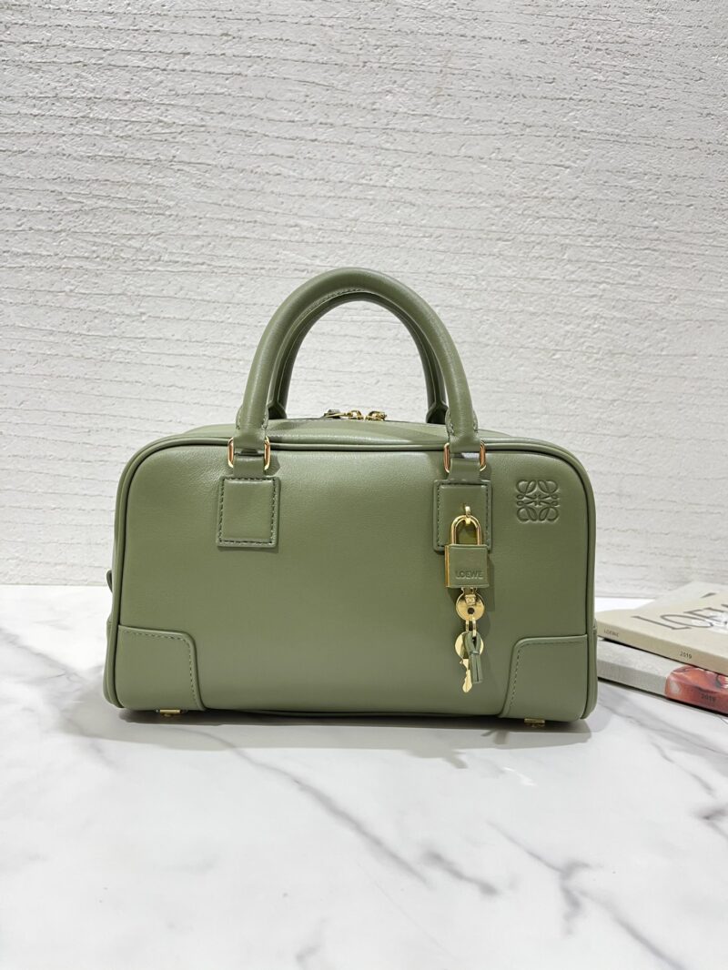 Loewe Amazona 23 bag Avocado Green - Image 9