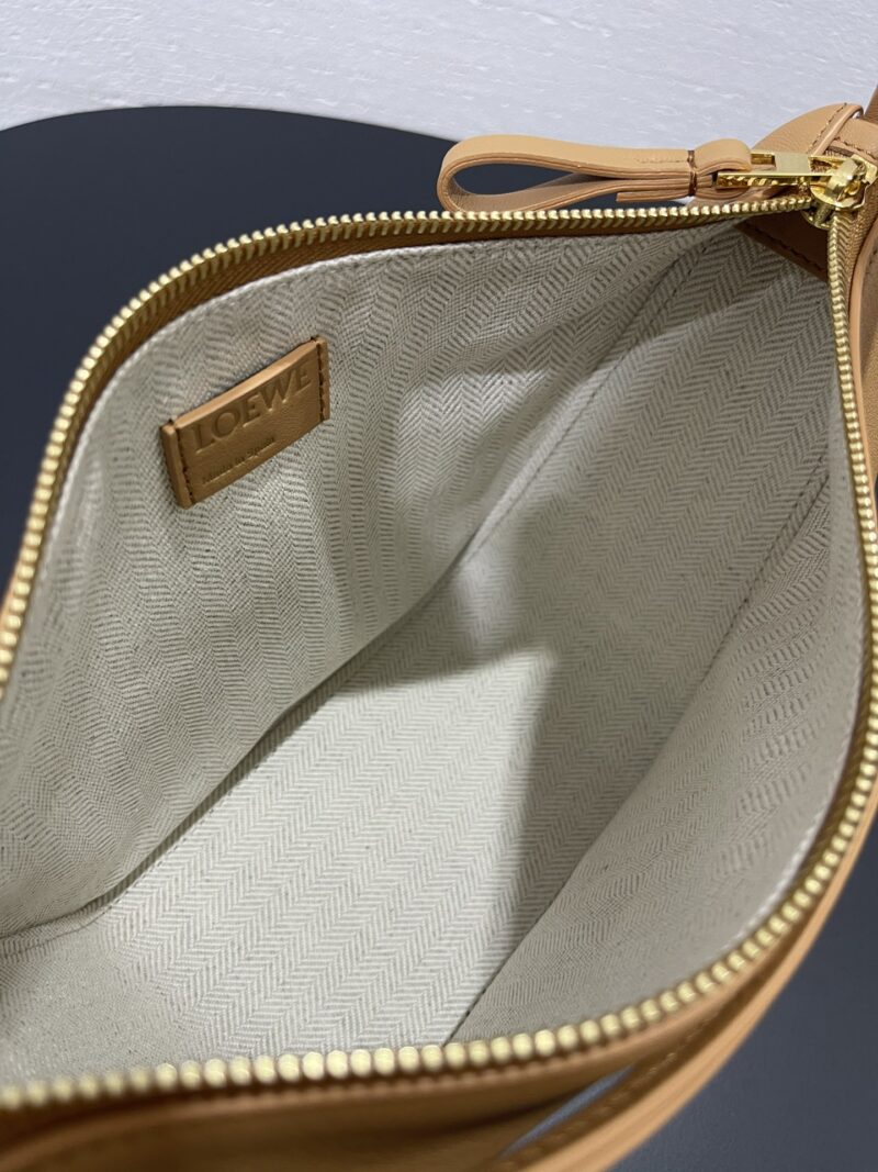 Loewe Mini Hammock hobo  Sahara - Image 2