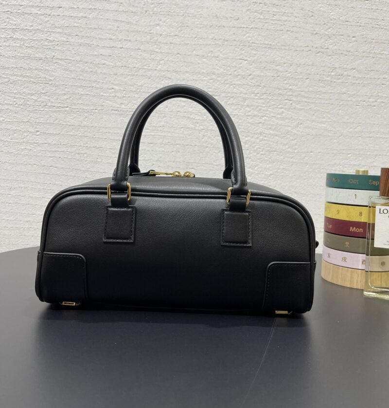 Loewe Amazona 23 Cropped bag Black - Image 8