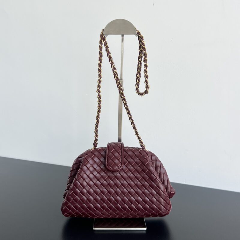 Replica Bottega Veneta Small Lauren 1980 Bag Red – Luxury Designer Handbag with Intrecciato Weaving and Premium Leather Finish