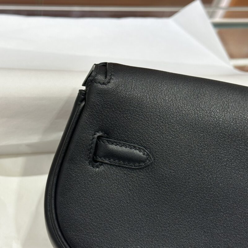 Hermes Black Swift Kelly Moove Bag - Image 7