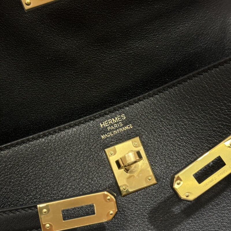 Hermes Black Swift Kelly Moove Bag - Image 8