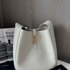 Replica YSL LE 5 À 7 Supple Large in Grained Leather Blanc Vintage – Luxury YSL Handbag