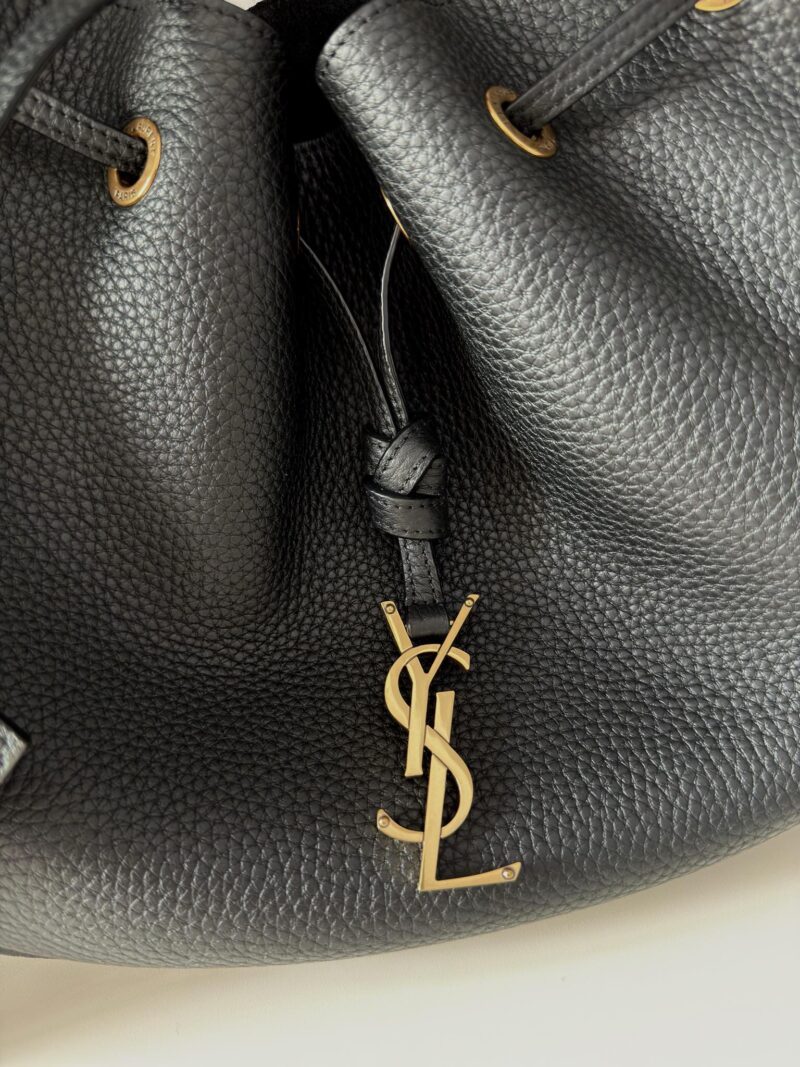 YSL PARIS VII small hobo in grained leather - Image 7