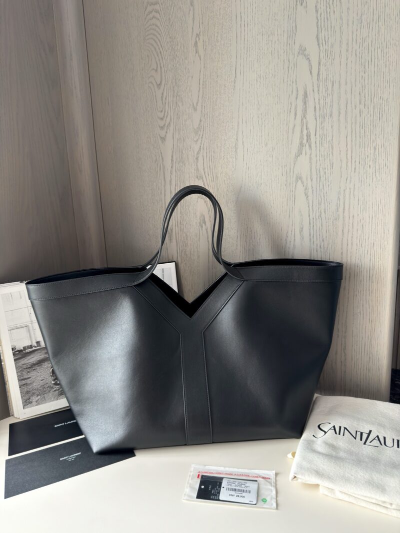 YSL Y TOTE IN LEATHER Black - Image 3