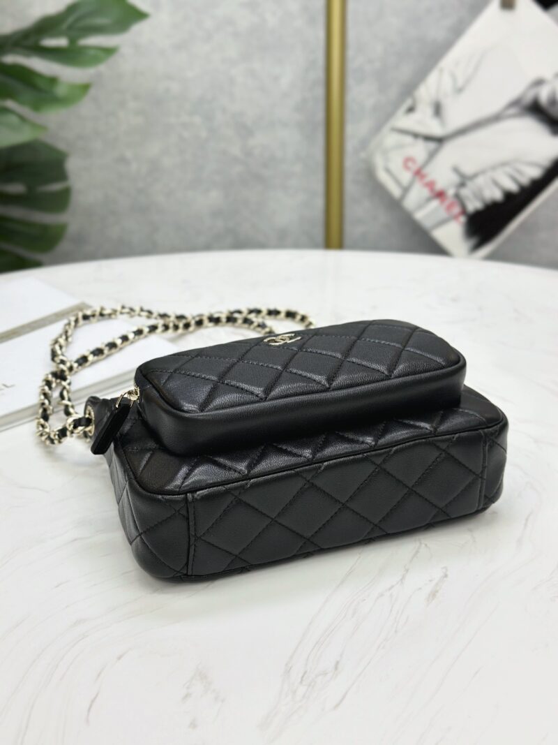 Chanel 25C Camera Bag - Image 4