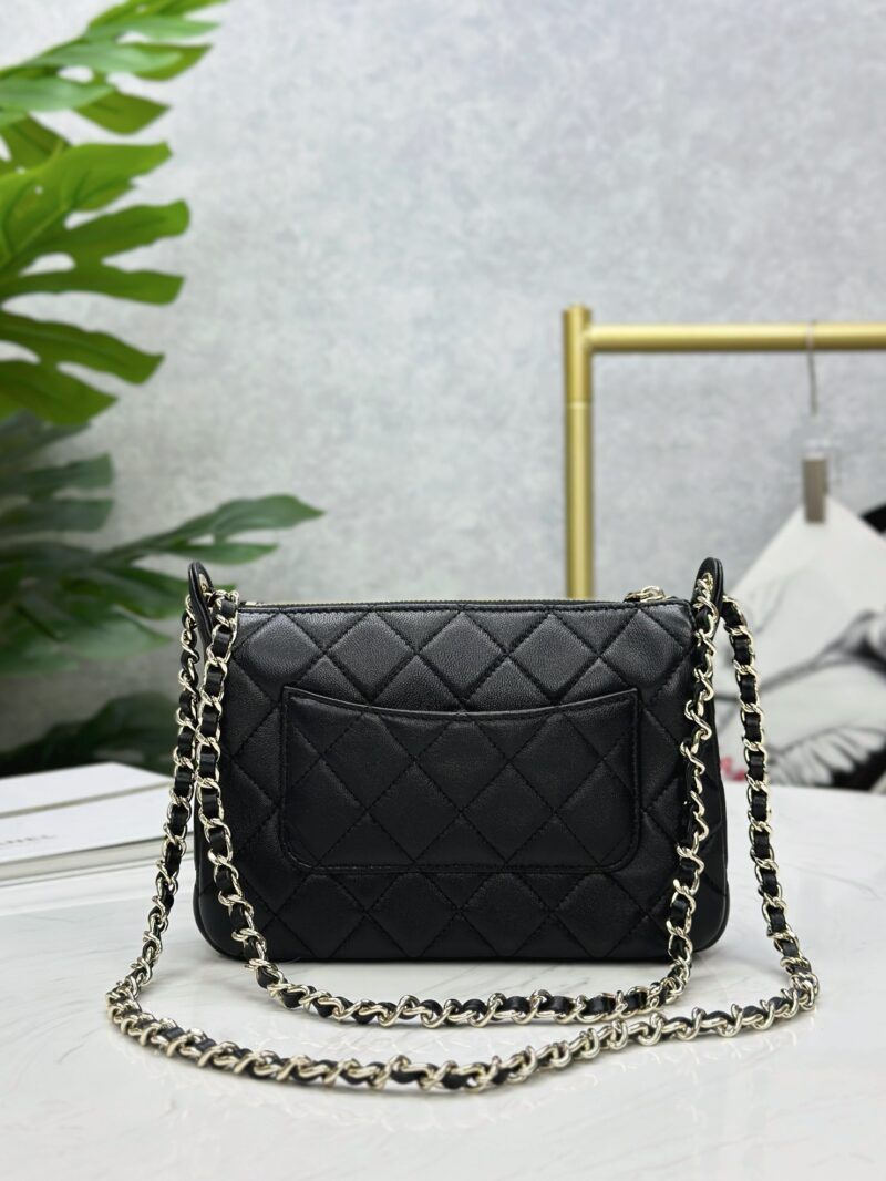 Chanel 25C Camera Bag - Image 5