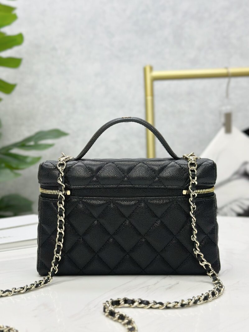 Chanel 25C Long Vanity with Chain - Image 6