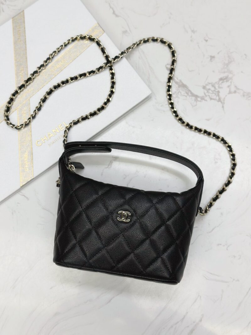 Chanel 25C Black Caviar Hobo Clutch on Chain - Image 4