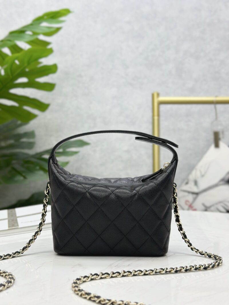 Chanel 25C Black Caviar Hobo Clutch on Chain - Image 9