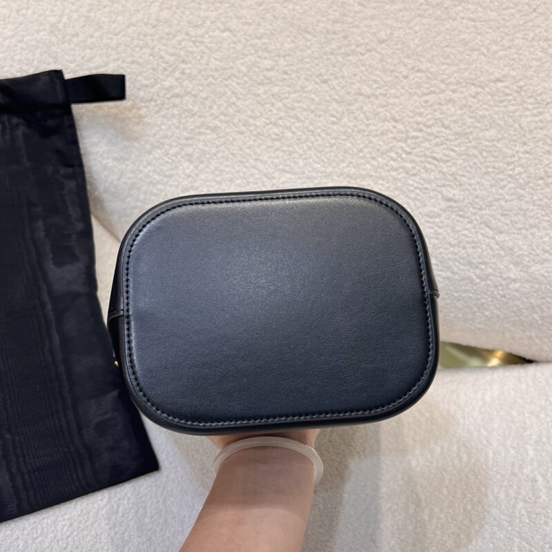 Celine SMALL LOUISE BAG in SMOOTH CALFSKIN Black - Image 3