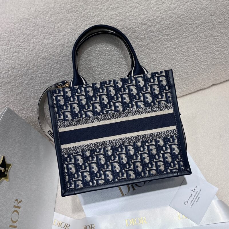 Small Dior Book Tote Blue Dior Oblique Embroidery and Calfskin - Image 4