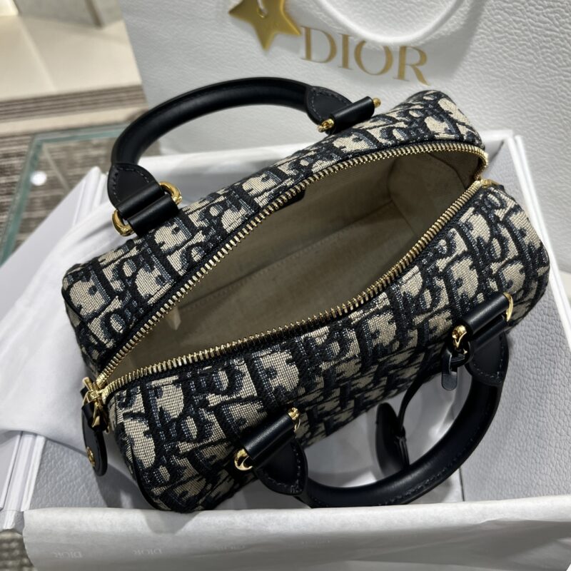 Dior Groove 20 Bag Blue Dior Oblique Jacquard - Image 4