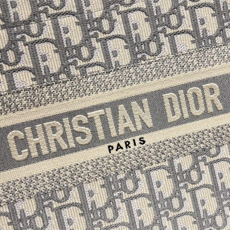 Small Dior Book Tote Gray Dior Oblique Embroidery and Calfskin - Image 6