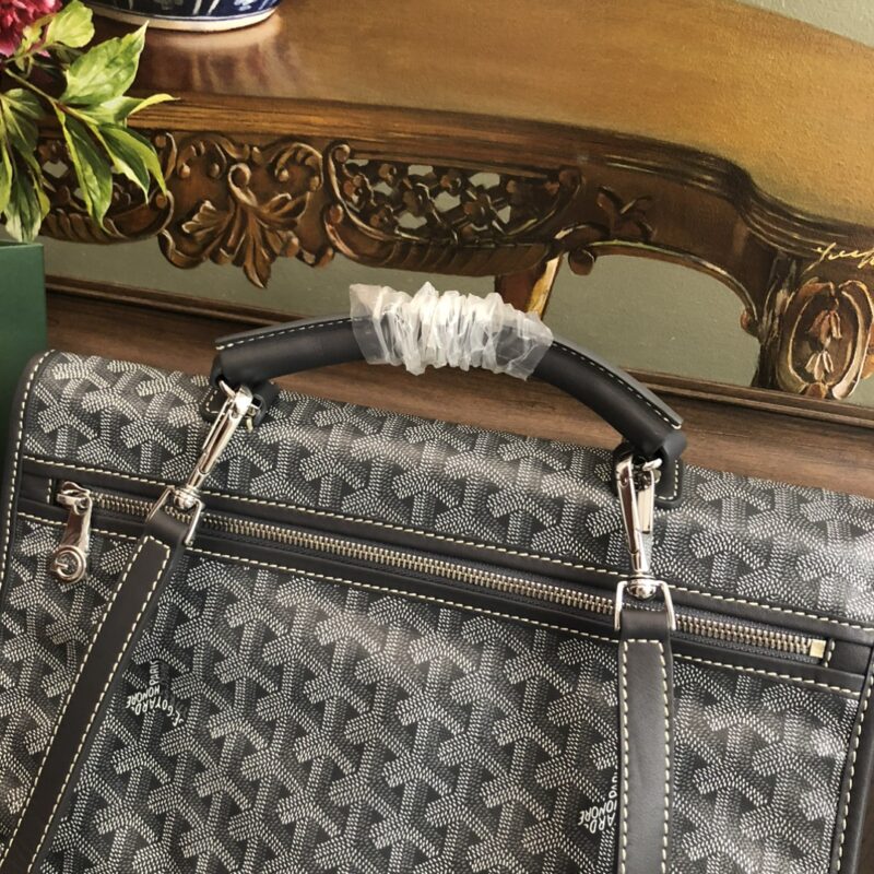 Goyard Saint Léger Backpack Grey - Image 2