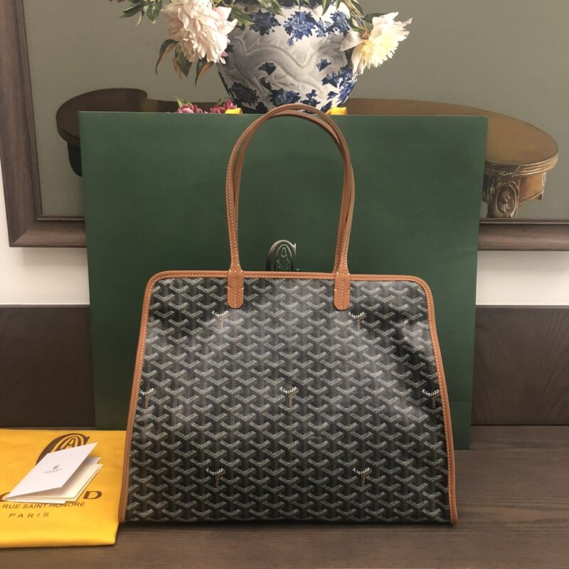 Replica Goyard Hardy PM Bag Tan – Luxury Designer Handbag in Goyardine Canvas with Leather Trims and Iconic Goyard Branding