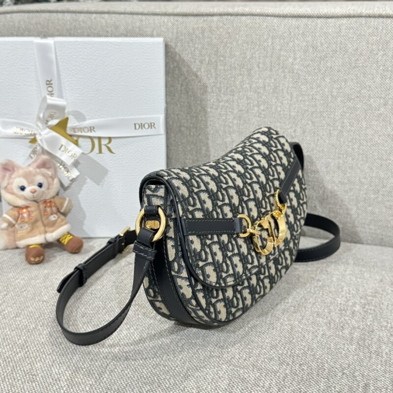 DIOR Small CD Besace Bag - Image 7